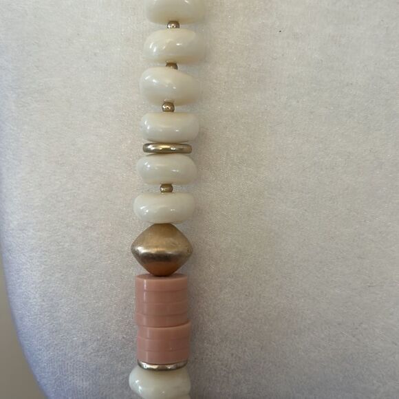 Banana Republic gold, cream brown and tan beaded necklace New - Picture 5 of 7